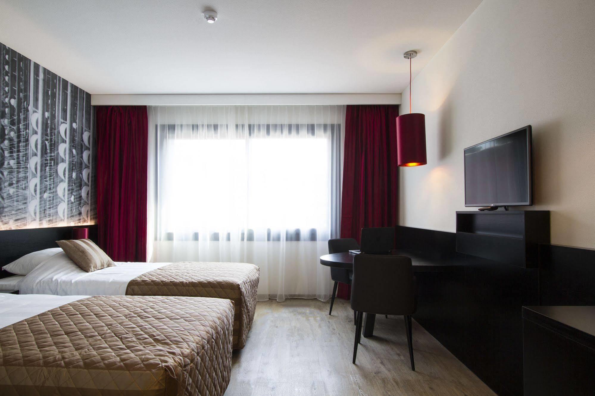Bastion Waalre Hotel 4*